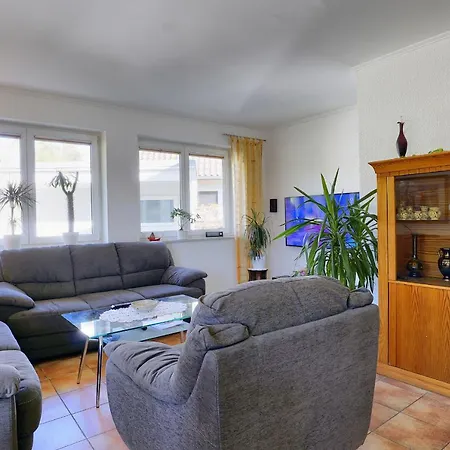 Ferienhaus Kurs Sudwest Сasa de vacaciones Zingst